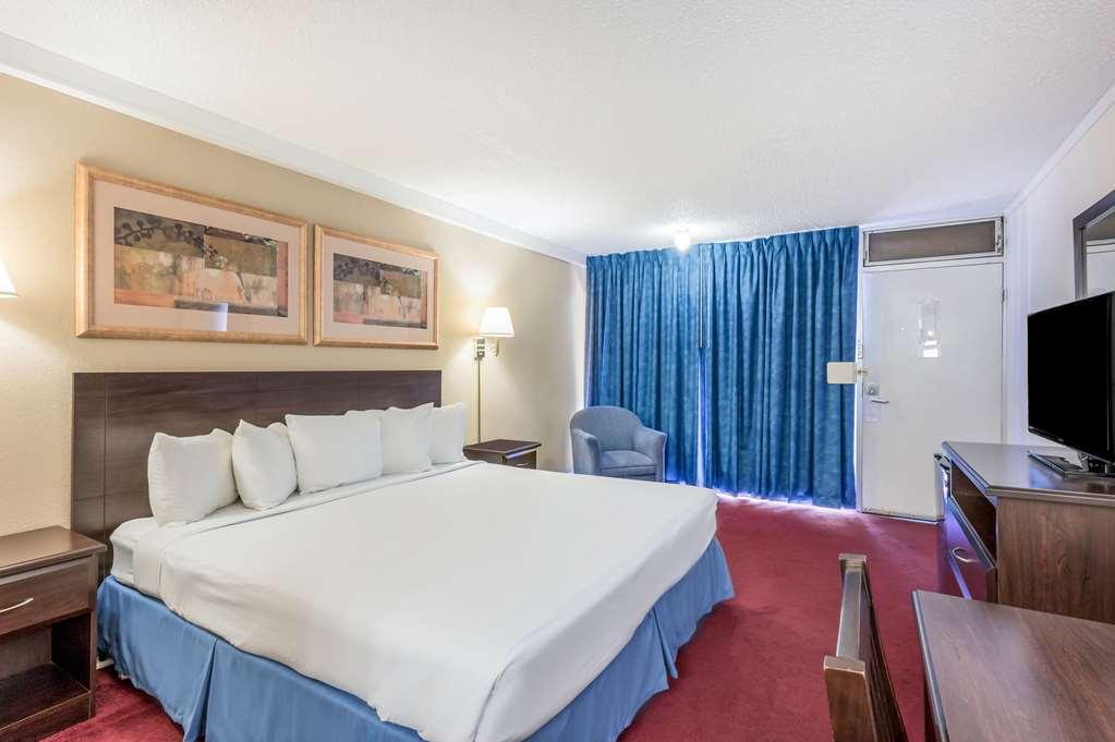 Americas Best Value Inn St. Joseph At I-29 Habitación foto