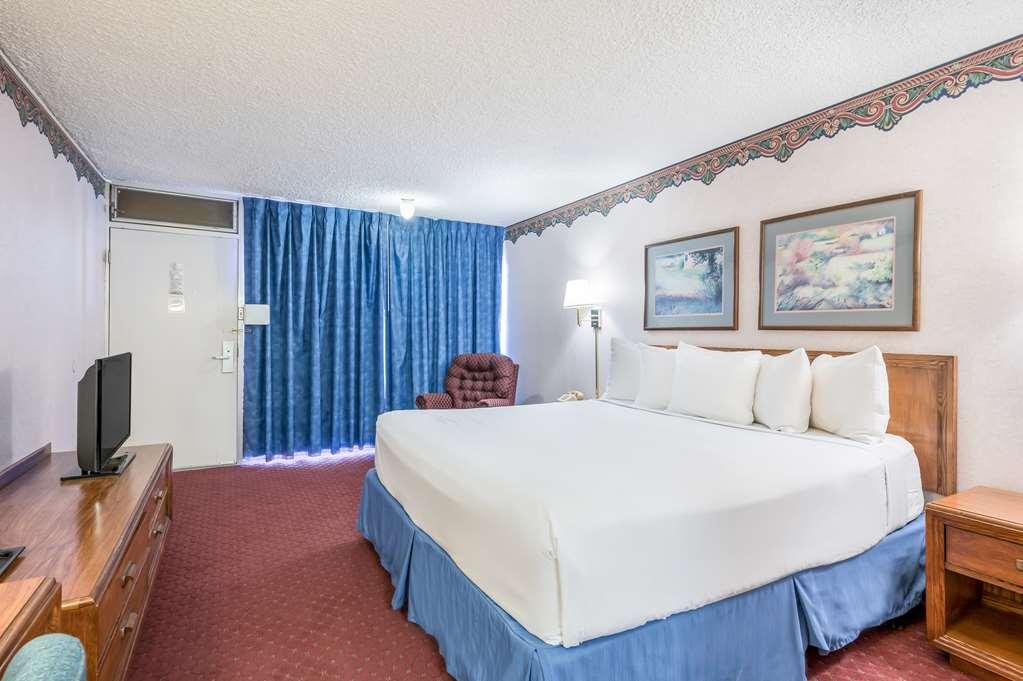 Americas Best Value Inn St. Joseph At I-29 Habitación foto