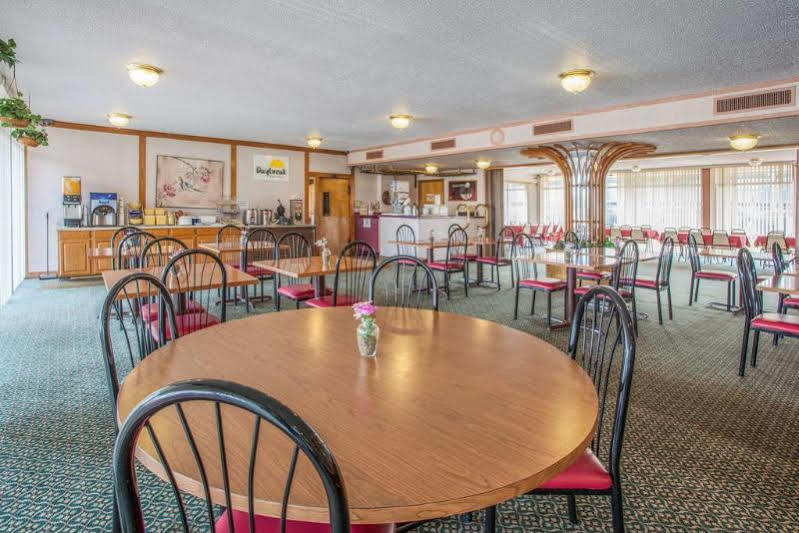 Americas Best Value Inn St. Joseph At I-29 Exterior foto